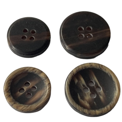ปุ่มโพลีเอสเตอร์ 4 รู 32L และ 26L Faux Wood Effect ODM / OEM Service
